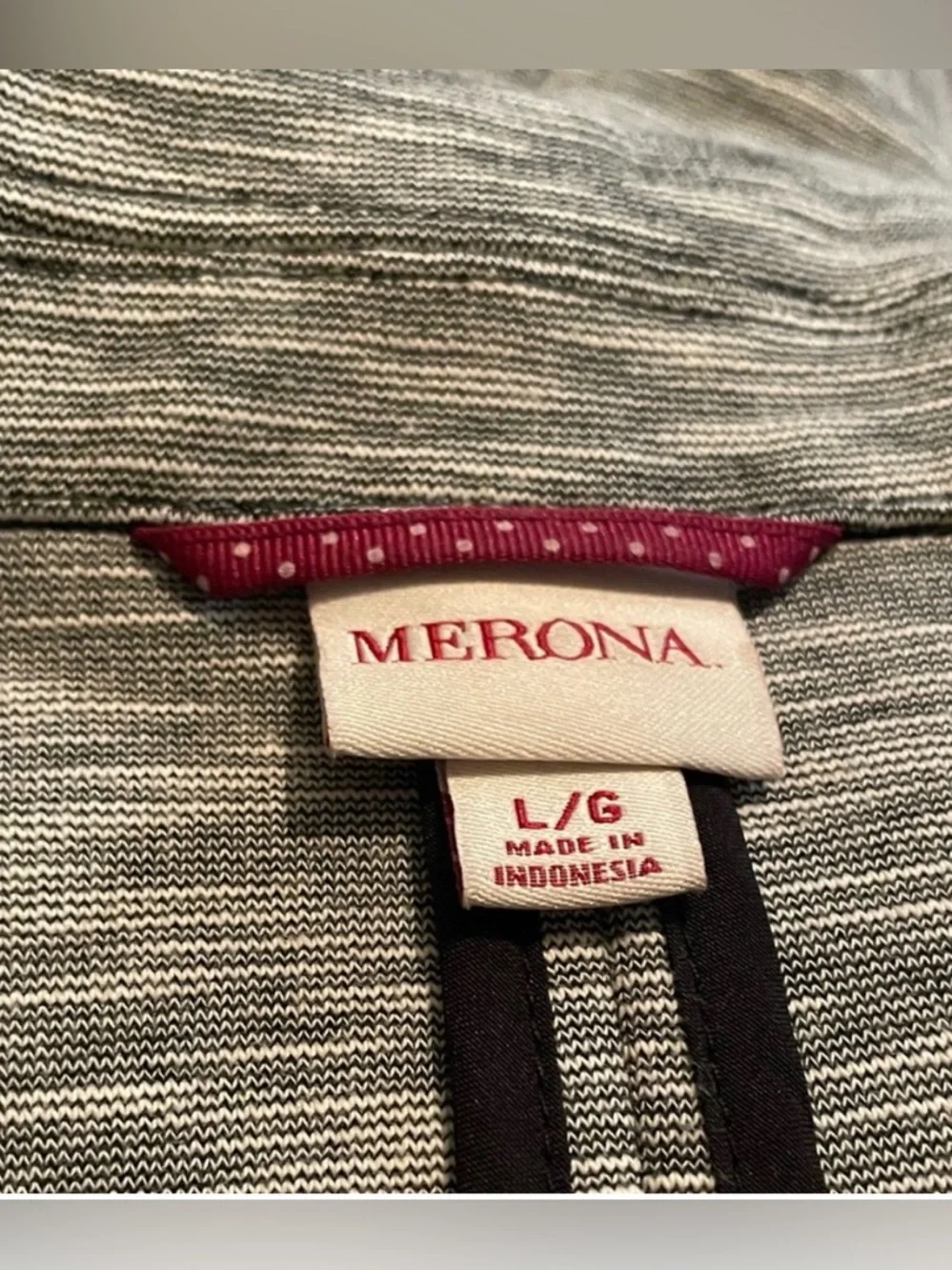 Merona  Gray &  White Single Button Collared notched lapel Blazer  Pockets SZ L